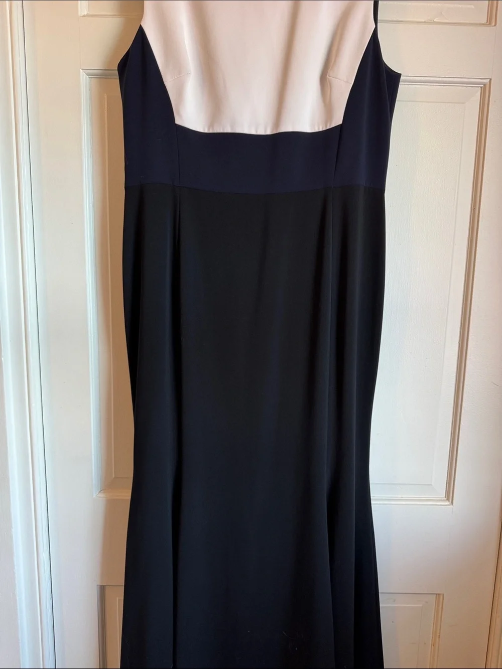 NWOT St. John Sleeveless Colorblock Maxi Dress in White/Navy/Black Fully Lined - Picture 3 of 12